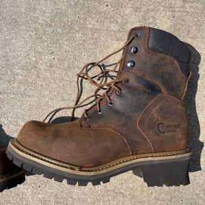 Chippewa steel toe work boots. Size 10